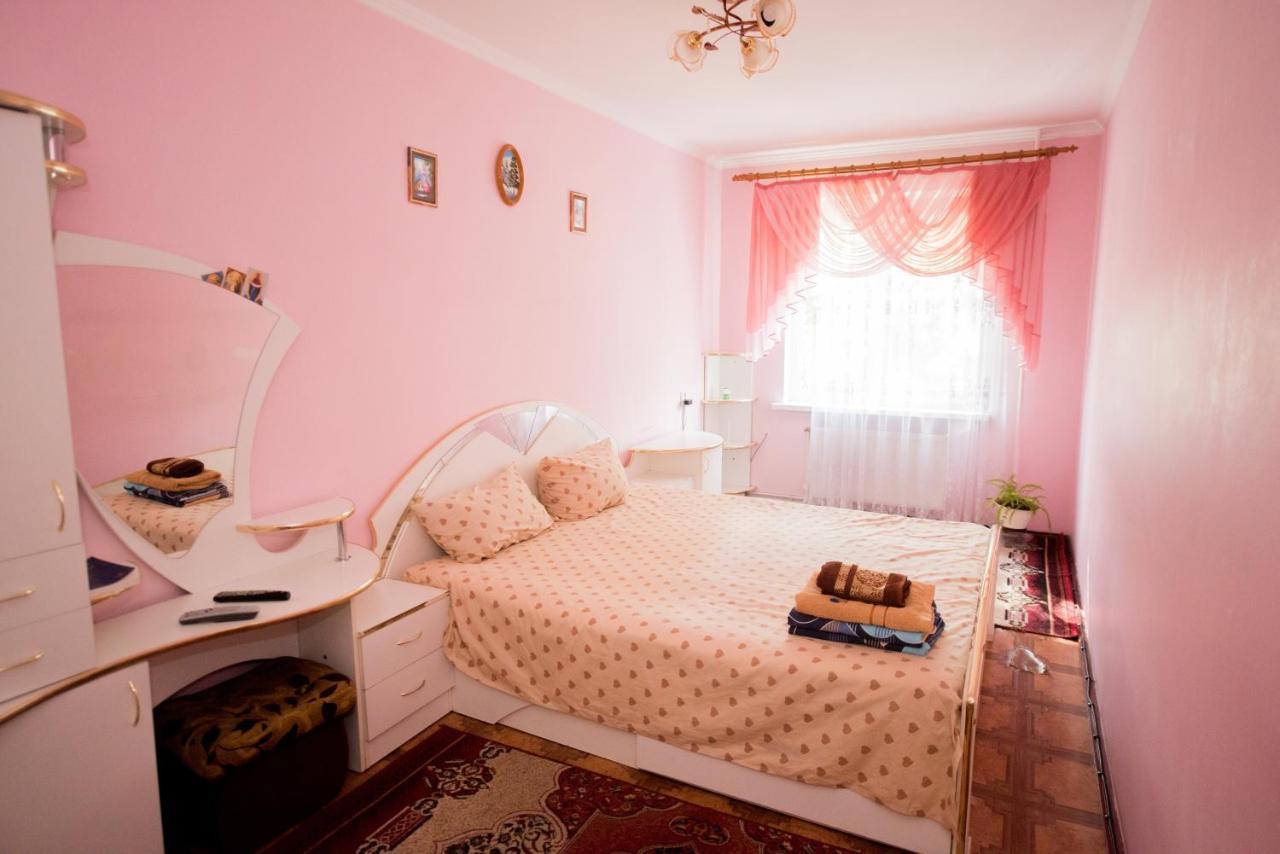 Затишна 2 Кімнатна Квартира, Тролейбусна Iwano-Frankiwsk Exterior foto